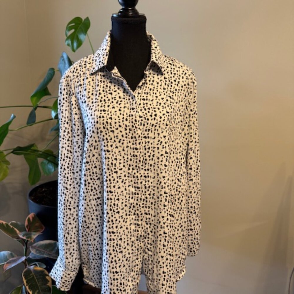 Women's Long Sleeve Heart Blouse